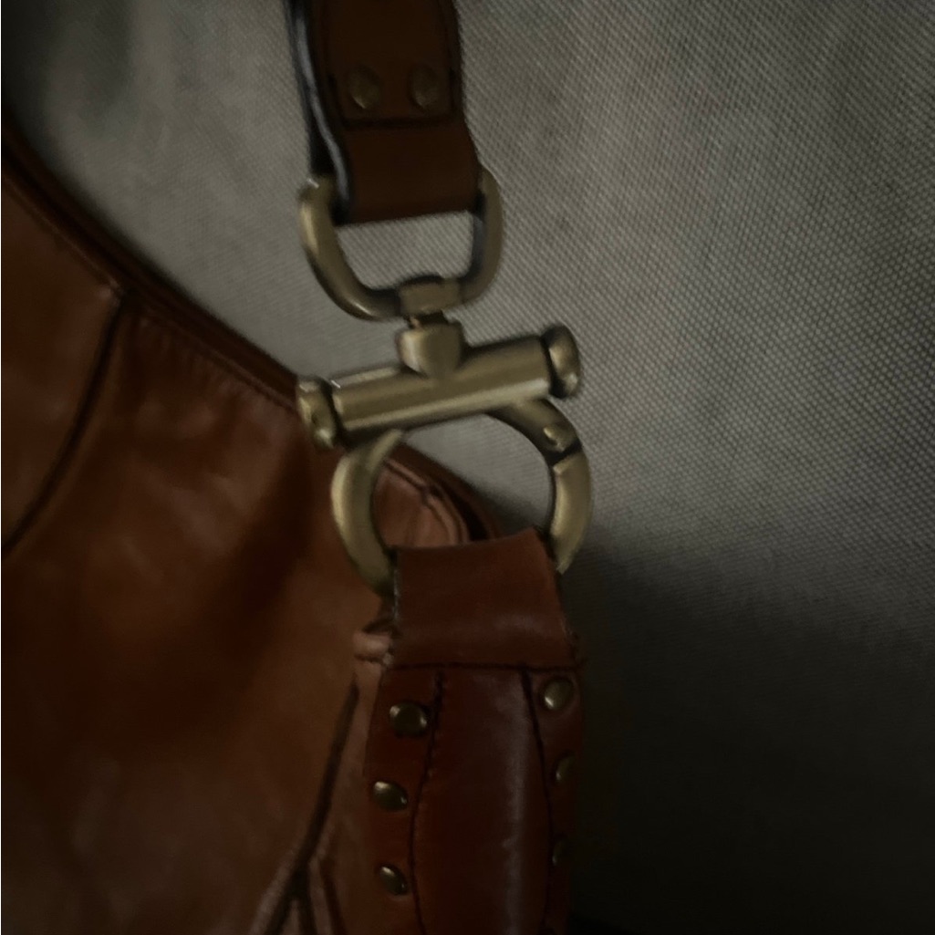 Vintage The Limited Classic Brown Leather Hobo Bag. — image 4 of 7